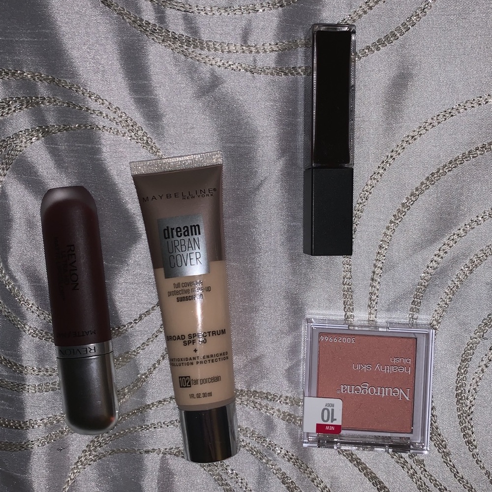 Make up bundle - Picture 4 of 5